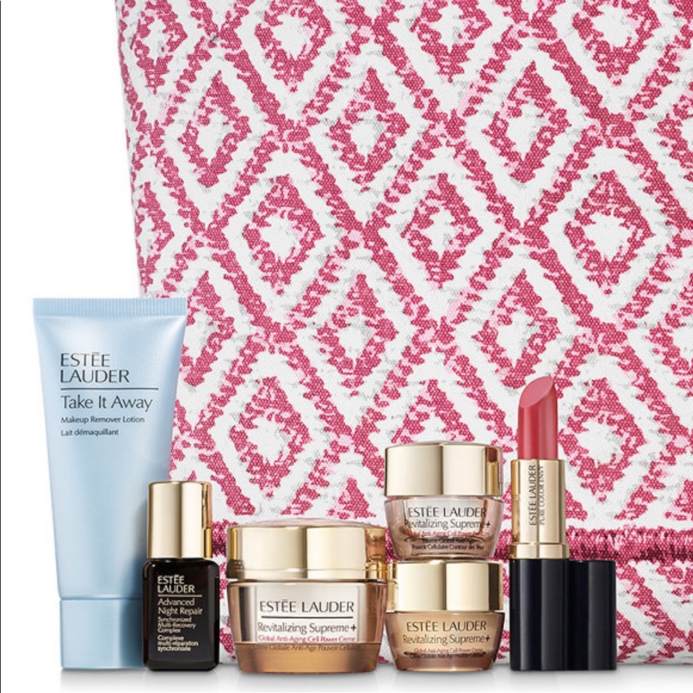 ESTEE LAUDER 7p Revitalizing Supreme Tote $155